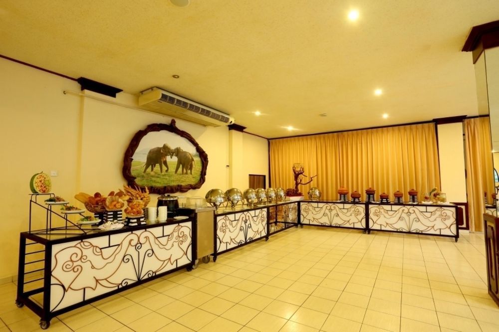 Kandyan Reach Hotel Kurunegala Ngoại thất bức ảnh